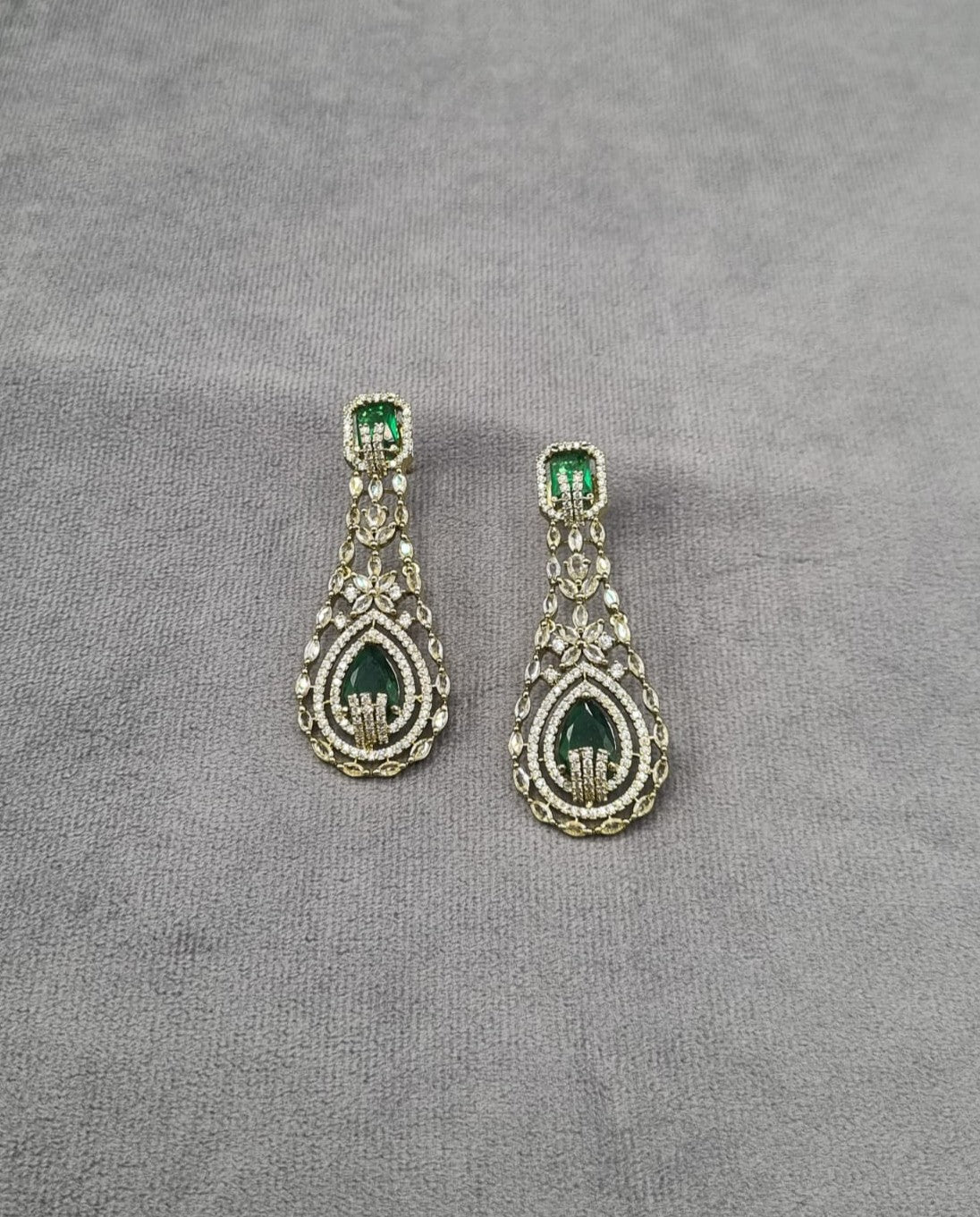 Royal Emerald & Gold Lace Drop Earrings